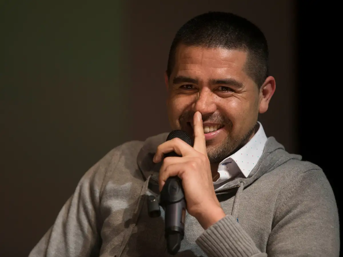 "Tevez está por encima de todos" 