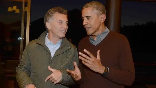 Mauricio Macri habló por teléfono con Barack Obama desde España