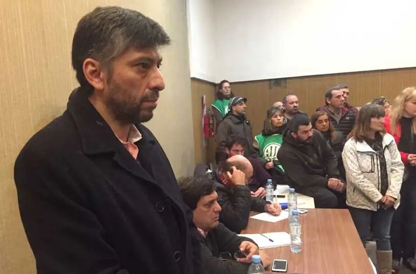 Provincia: "Estamos dispuestos al diálogo, no a la extorsión"