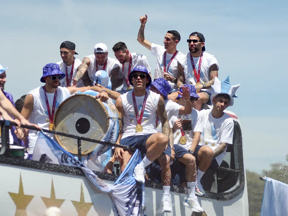  Tapia pidió disculpas en nombre del seleccionado por el final de la caravana