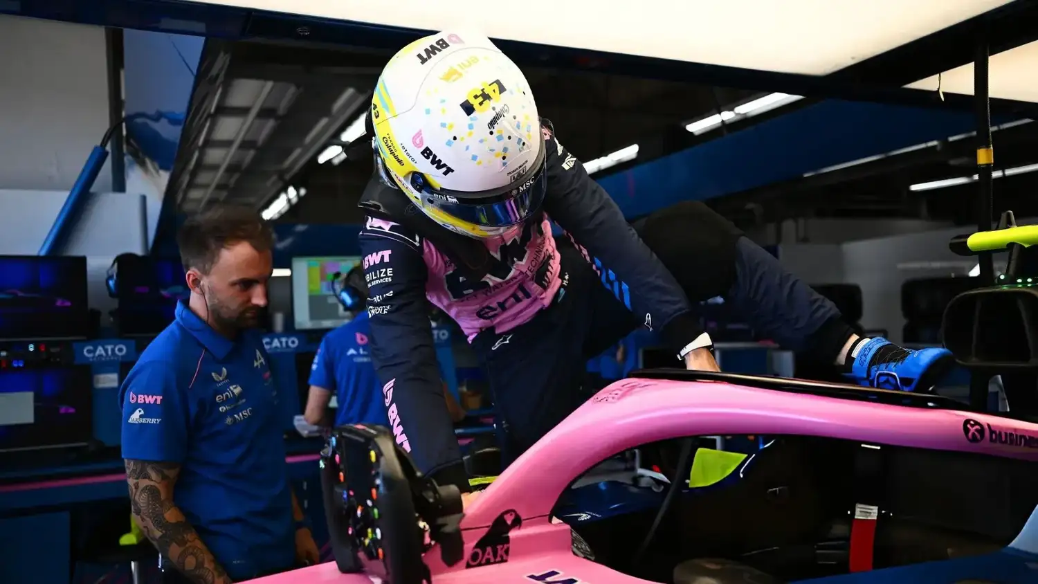 Colapinto vuelve a la Fórmula 1 en Estados Unidos con un casco especial