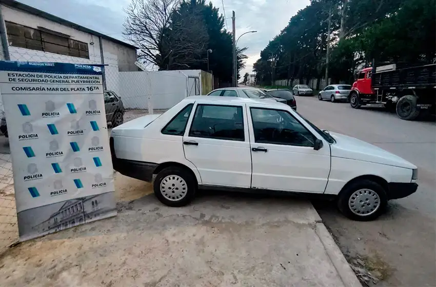 Sustraían cables subterráneos en un auto robado