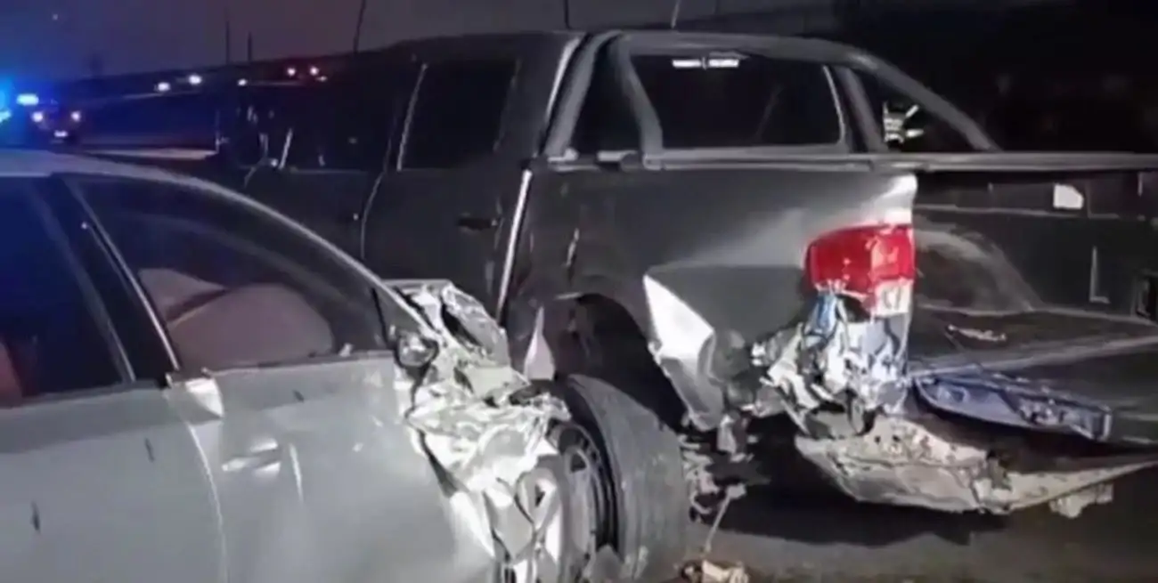 El siniestro ocurrió en la ruta nacional A008, a la altura de Uriburu.
