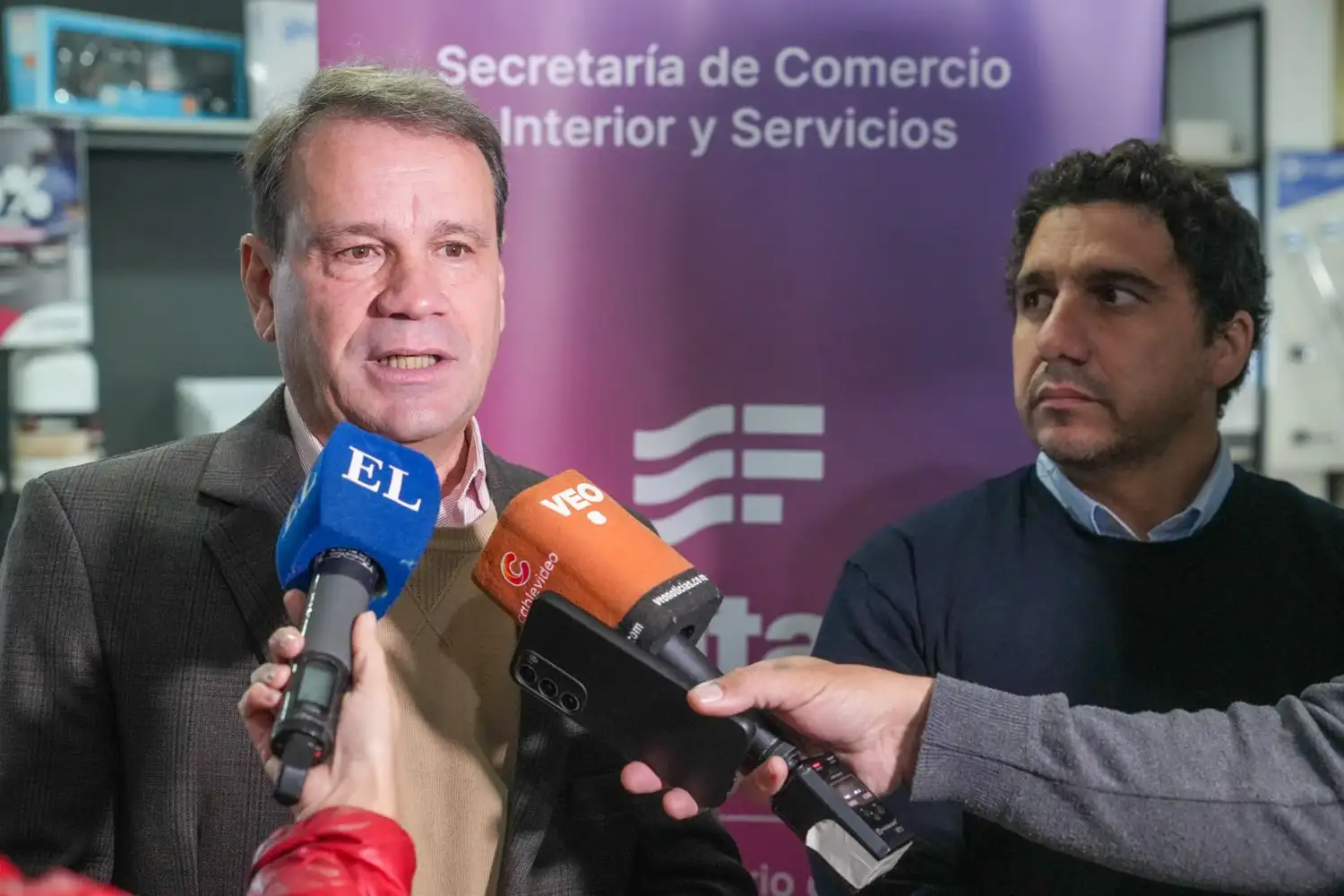Más de 70 comercios en 35 localidades ya adhirieron al programa que estimula ventas y consumo interno.