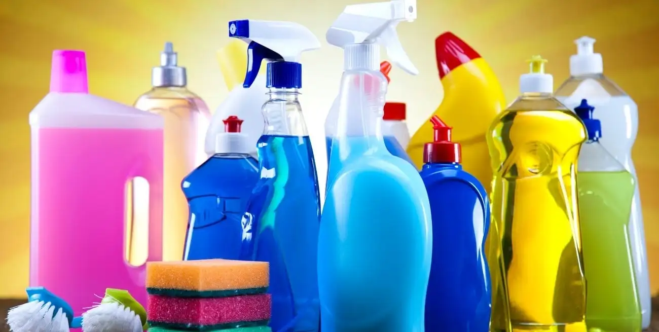 La medida alcanza a productos de limpieza, desinfectantes y aromatizantes.