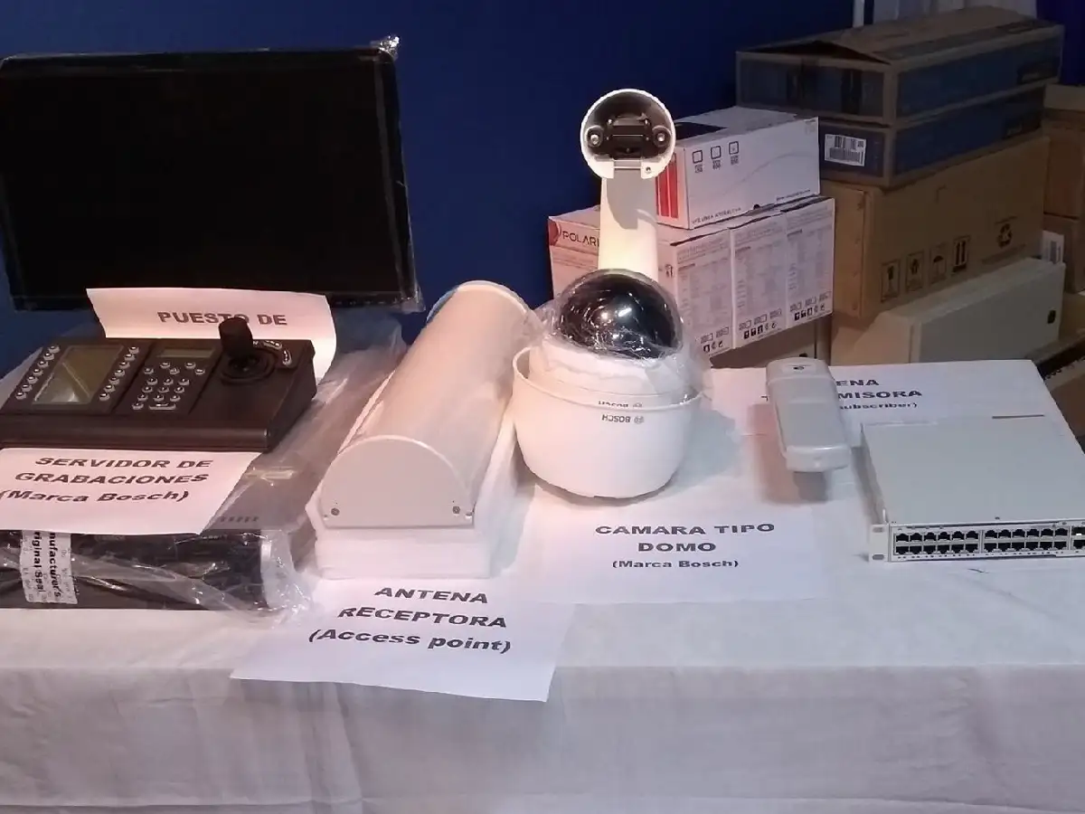  Devoto recibió  un kit con cuatro  cámaras de seguridad     