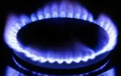La mitad de la población no tiene cloacas ni gas natural