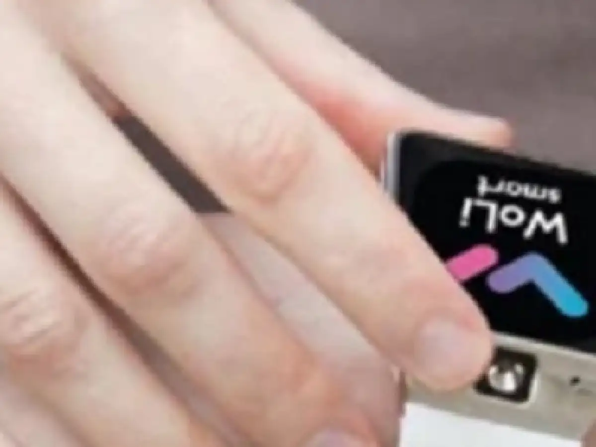 Villamarienses crearon una plataforma que permite monitorear la salud mediante una pulsera