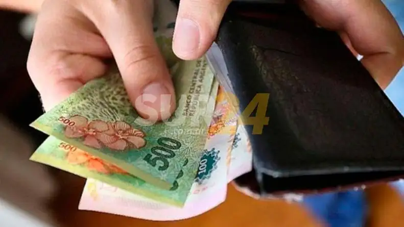 Se oficializó la suba del salario mínimo, vital y móvil
