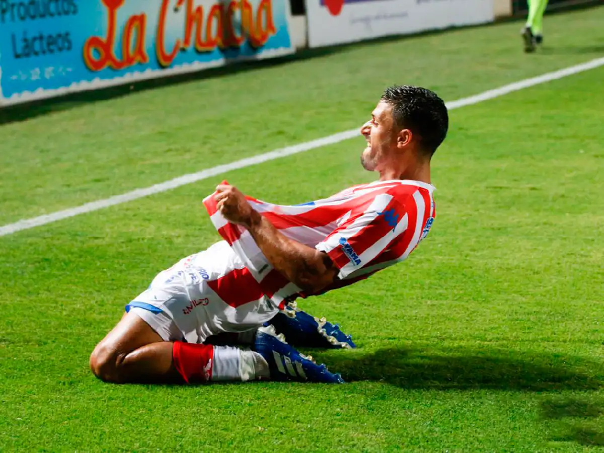 Unión lo dio vuelta y festejó ante Lanús