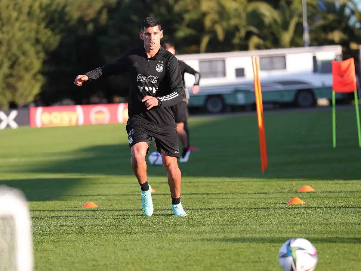Scaloni define la lista para ir a Brasil
