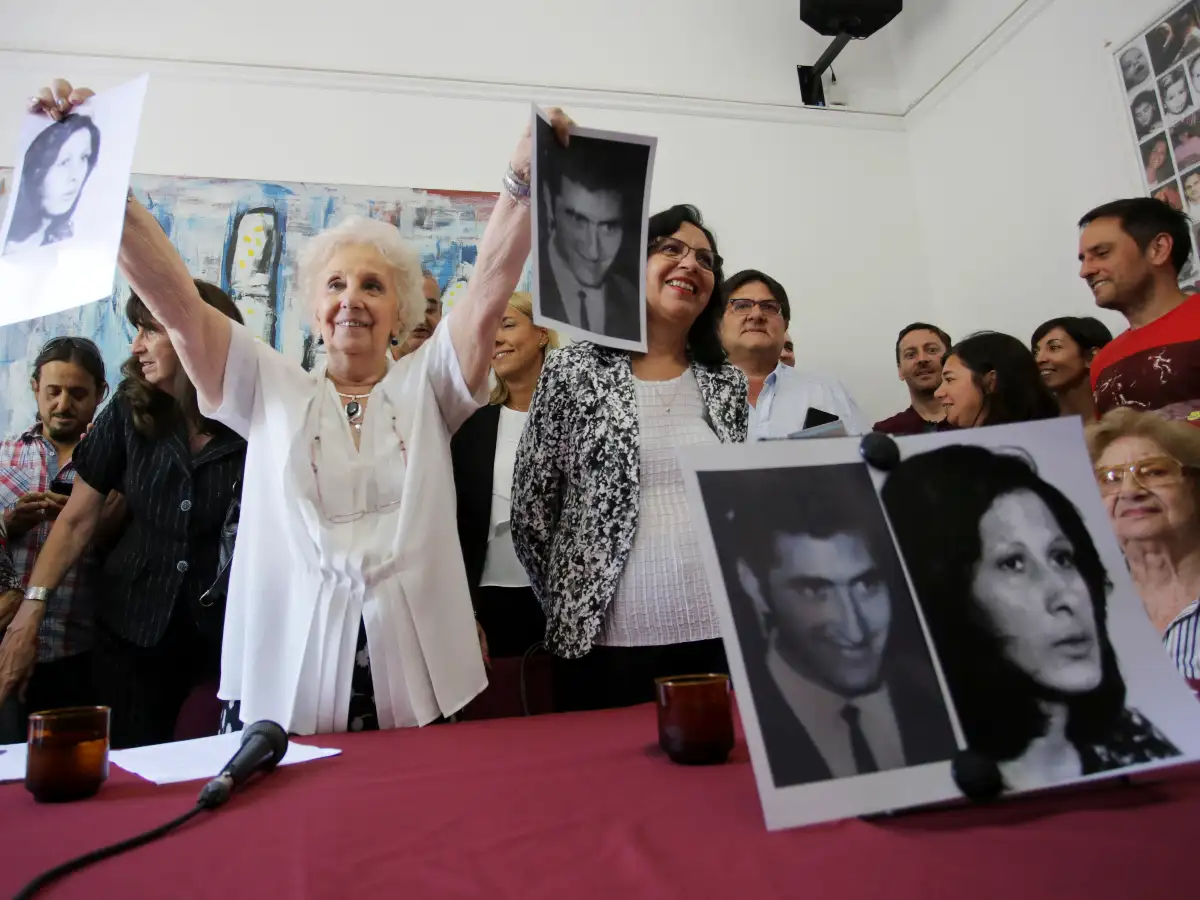 La nieta 127 nació en la Esma: es hija de María del Carmen Moyano y Carlos Poblete