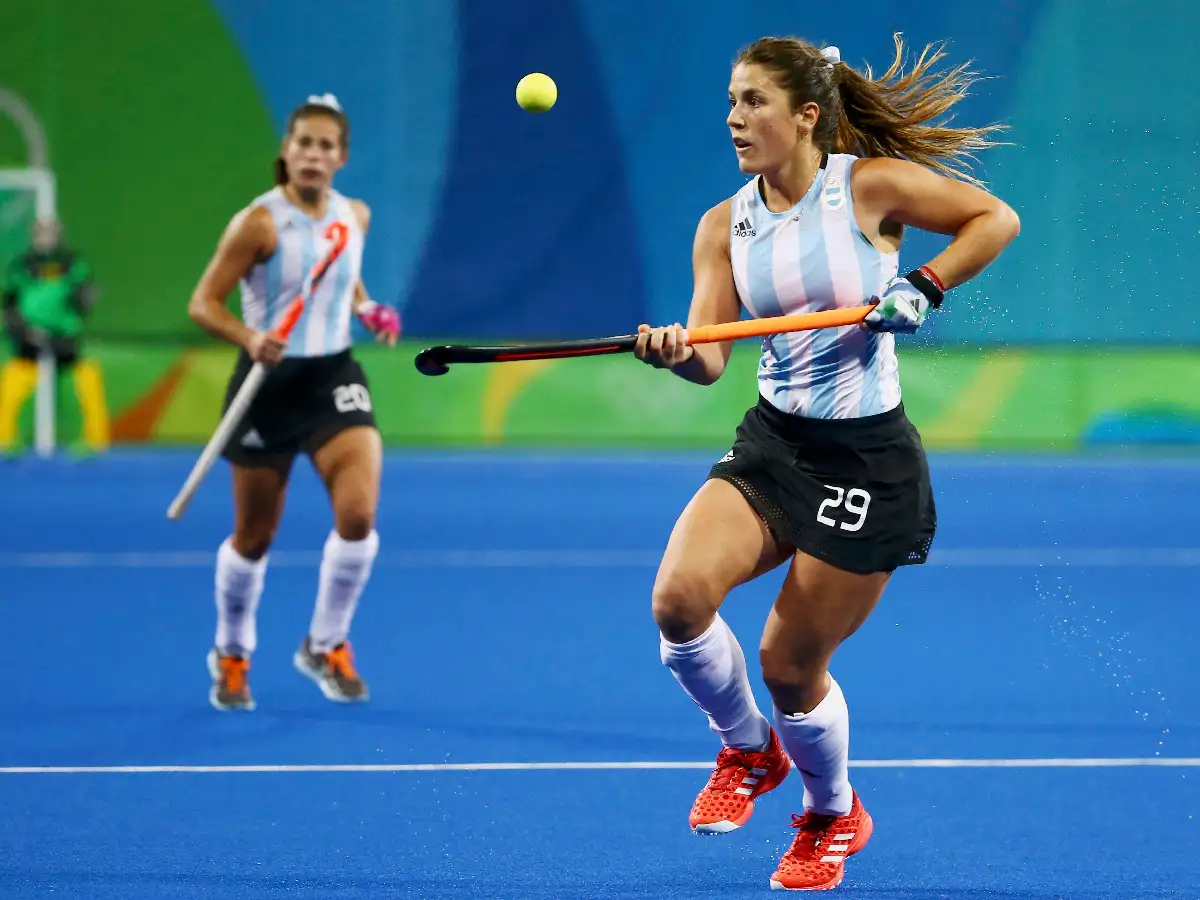 Juegan "Las Leonas" 