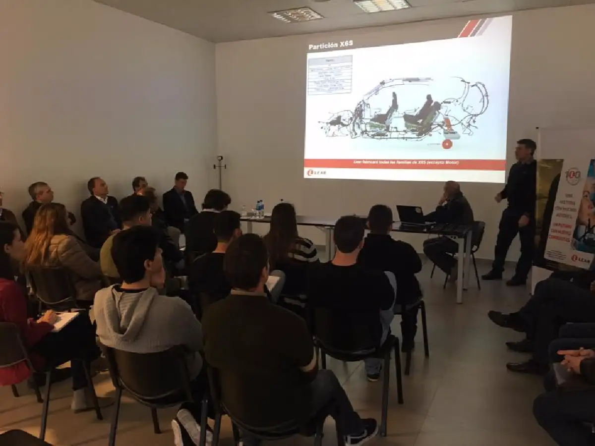 Lear: charla con los primeros empleados y más contrataciones 