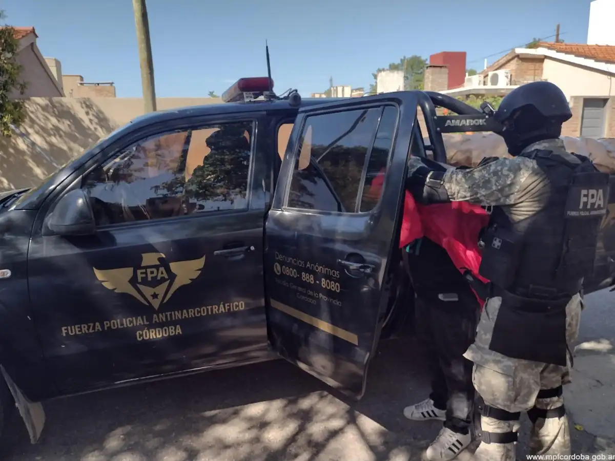 Seis detenidos en allanamientos por drogas