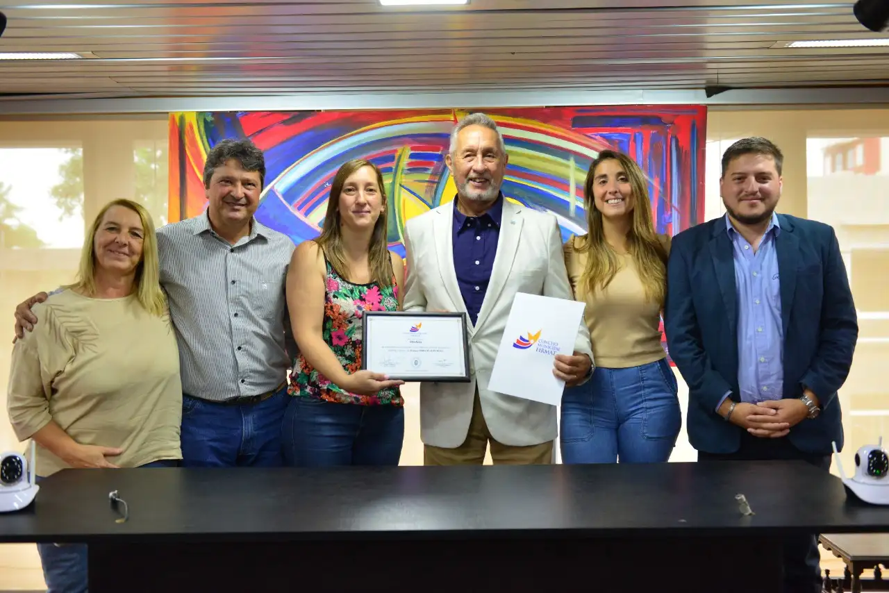 El Concejo firmatense reconoció la trayectoria de Horacio Seguí 