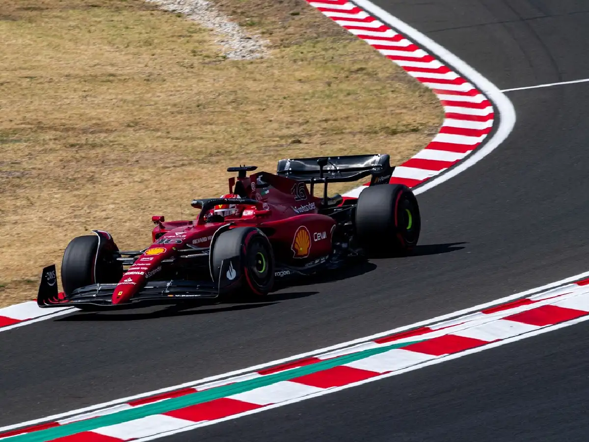 Charles Leclerc impone su ritmo en Hungría