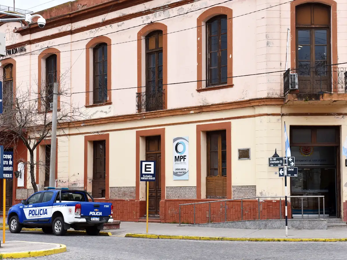 Reconocimiento positivo de autor de "cuento del tío"