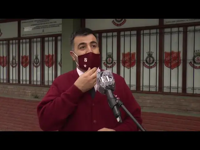 Sopa de amor: reparten comida caliente en diferentes barrios