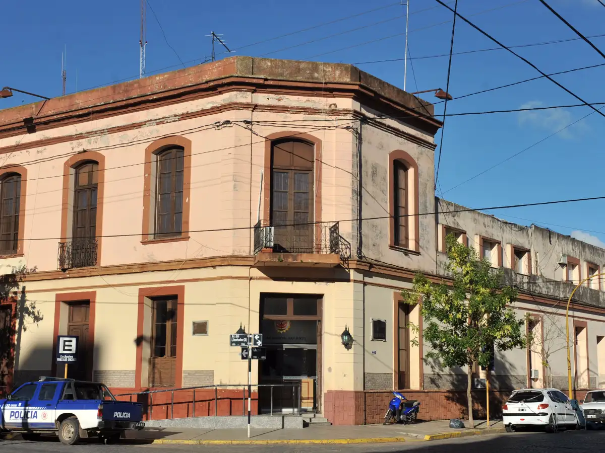 Detuvieron a una pareja de  motochorros luego de intensa persecución en barrio Parque