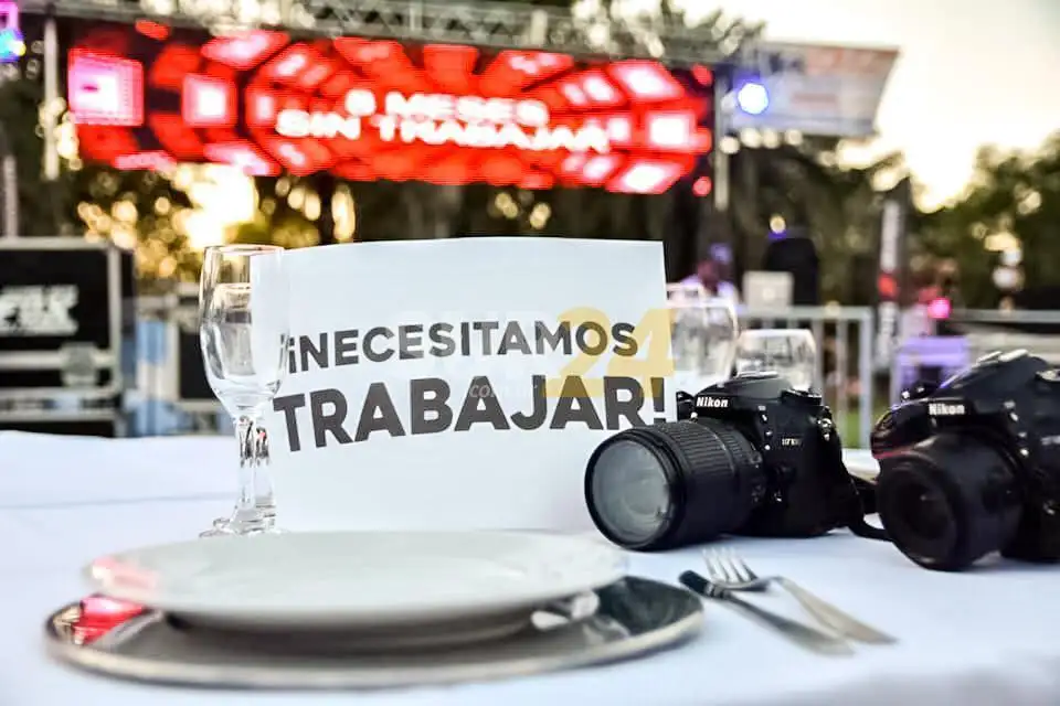 Enrico exige proteger a los rubros fuertemente afectados por las restricciones