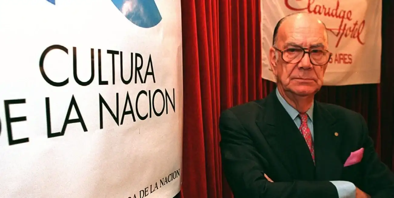 El escritor en los años 90. Foto: Archivo