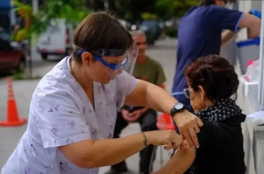 Comienza la vacunación antigripal para embarazadas y personas mayores de 65 años