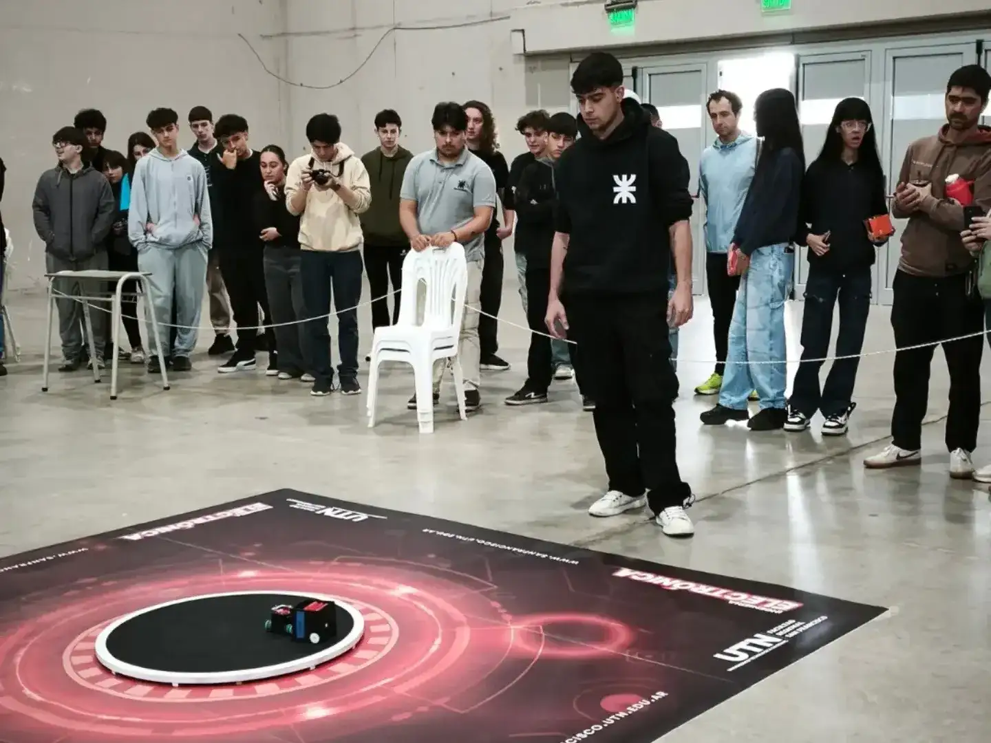 La actividad fue organizada por el Departamento de Ingeniería Electrónica.
