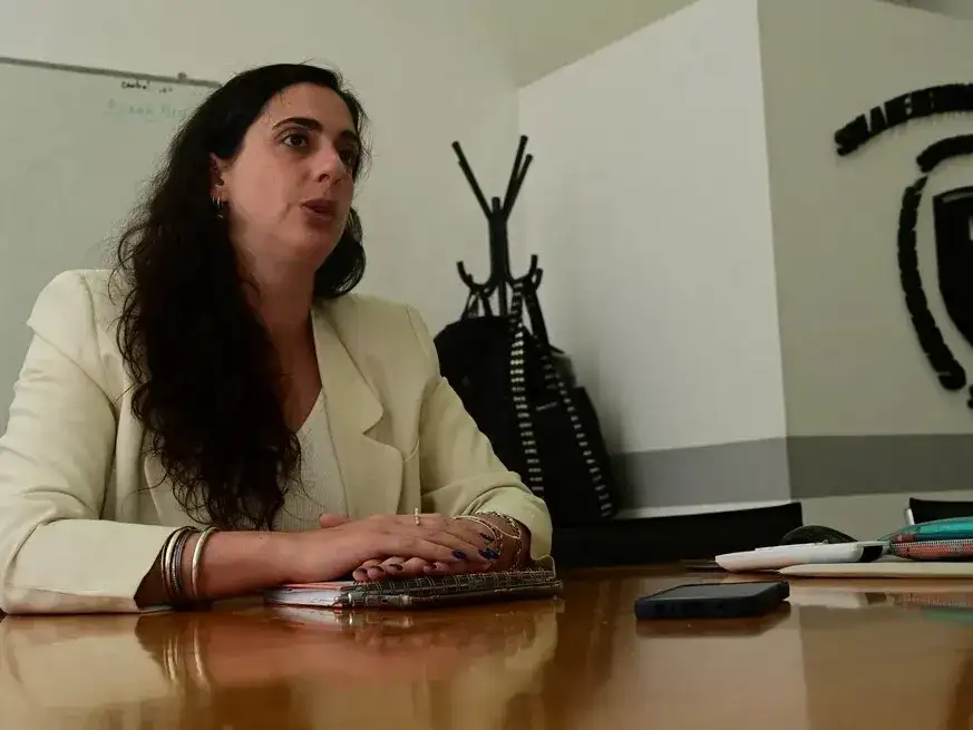 "Pensar en que una persona, simplemente por ser agente o empleado, no podía ser indultada, no tenía que ver con lo que se estaba intentando proteger", argumentó Masneri. Foto: Flavio Raina