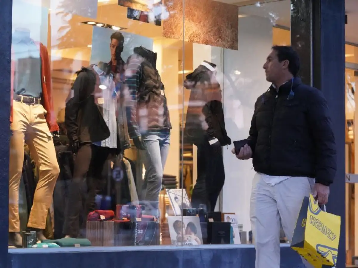 Las promociones y el frío impulsan las ventas para el Día del Padre