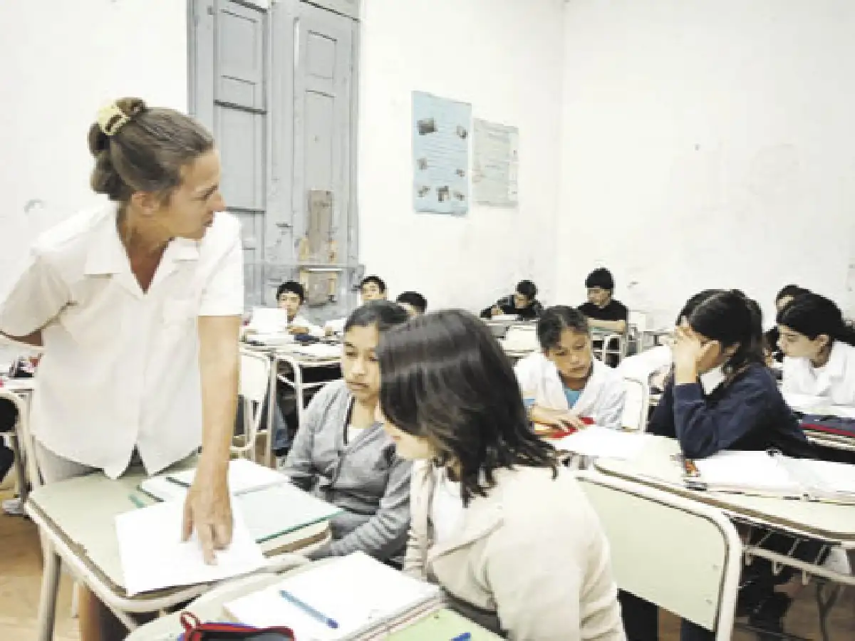 En 10 años aumentó un 33,4% los egresados del secundario