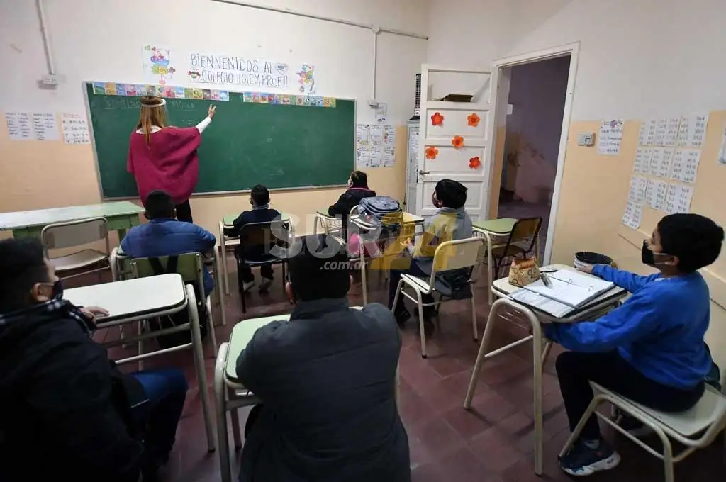 Calendario escolar: quiénes irán a clases hasta el 3 o 17 de diciembre