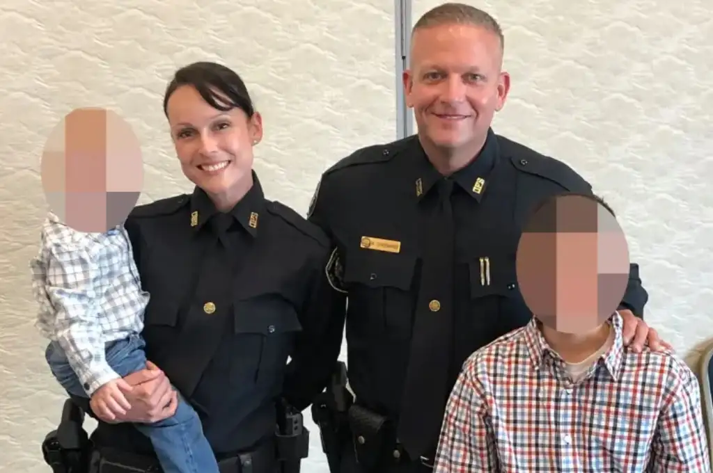 Pareja de policías encarceló a su hijo de 3 años por no saber ir al baño