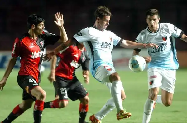 Colón mejoró su imagen pero no le alcanzó para ganar