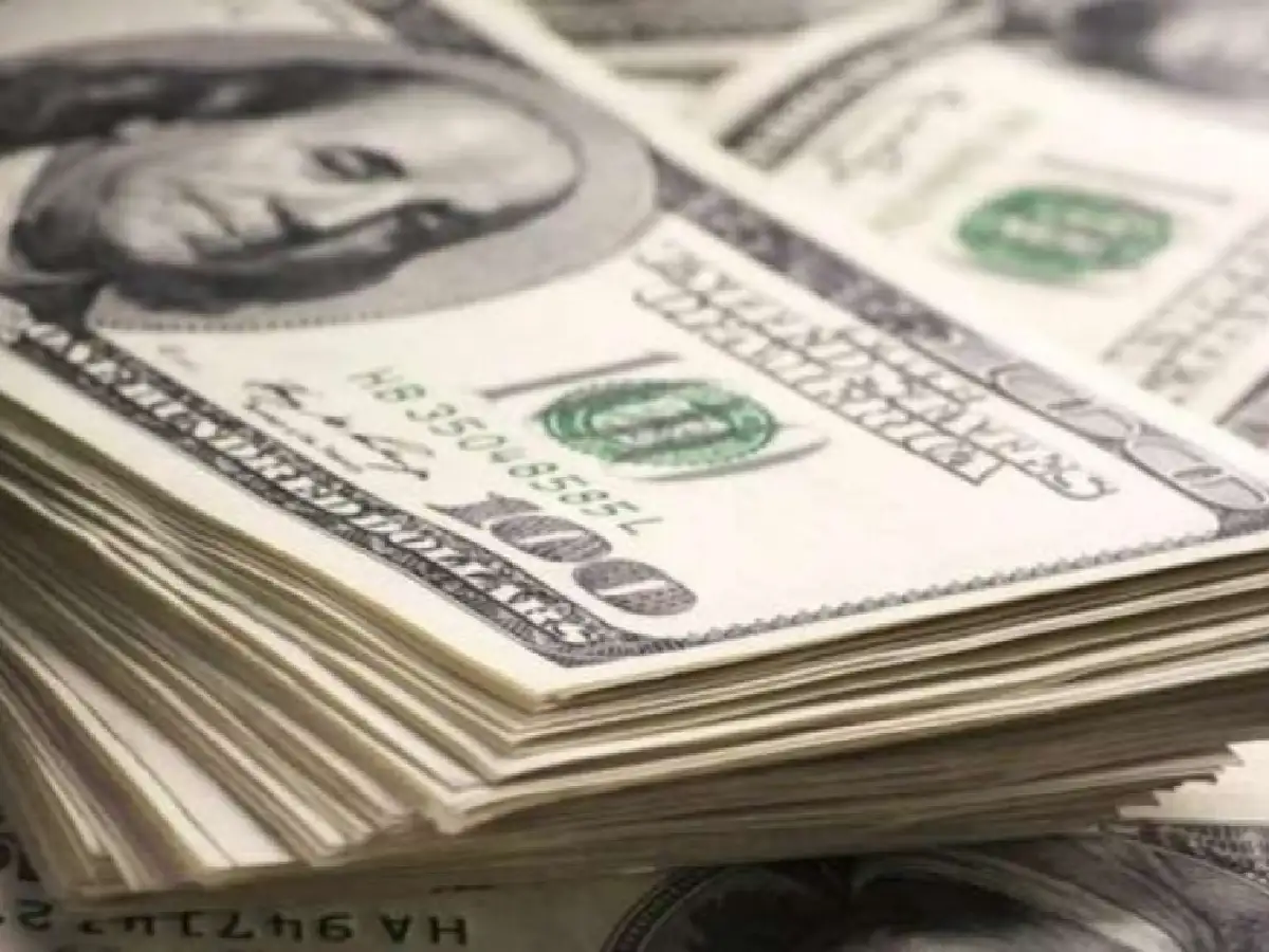El dólar "blue" alcanza un nuevo récord y se negocia a $ 209