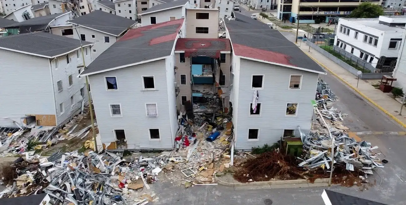 La cifra de muertos por los terremotos superó los 4.500. Foto: Reuters.