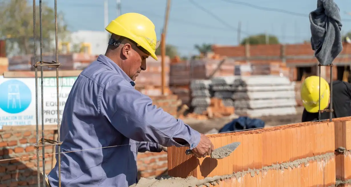 Un dato significativo es la suba del 3,2% en la construcción. Créditos: Flavio Raina.