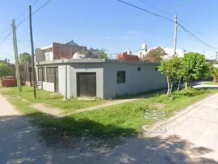 El hombre habría llegado borracho al domicilio y agredió a la mujer mientras estaba durmiendo.