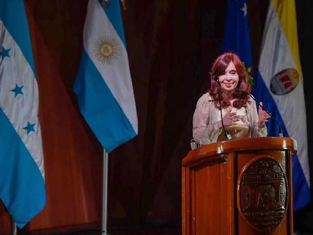 Cristina Fernández comparó a los jueces de hoy con los militares golpistas de antes