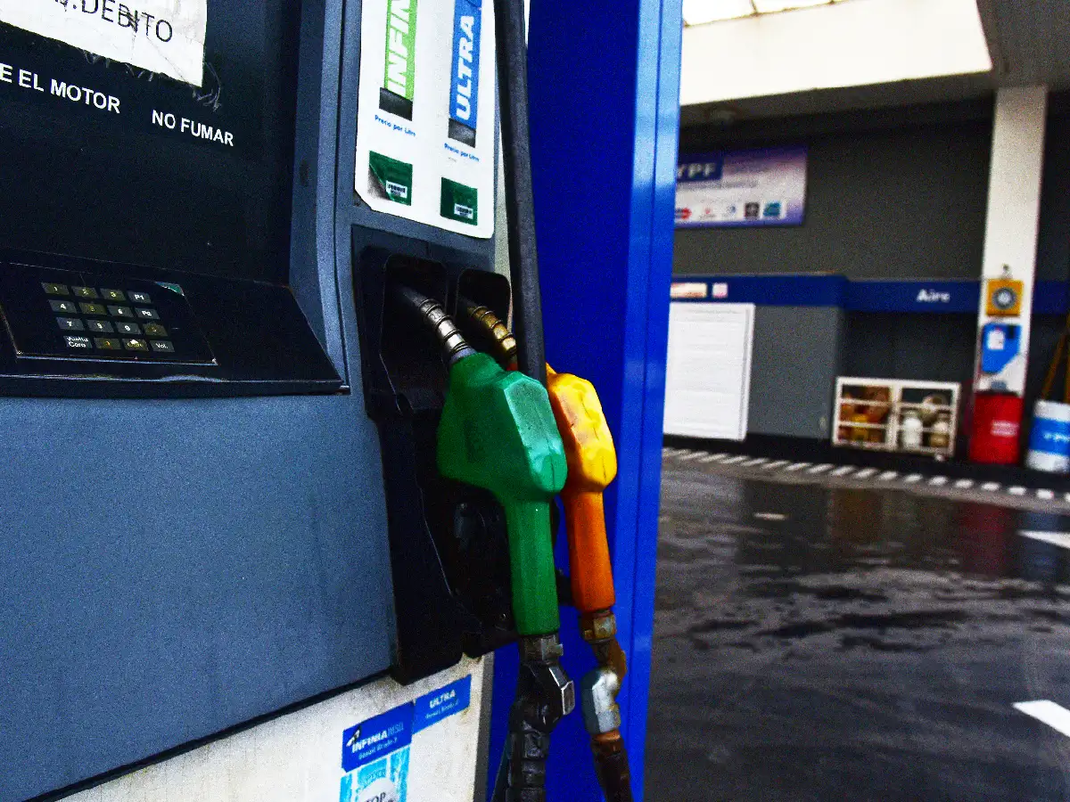 El consumo de combustibles está 10,3% debajo de los niveles prepandemia
