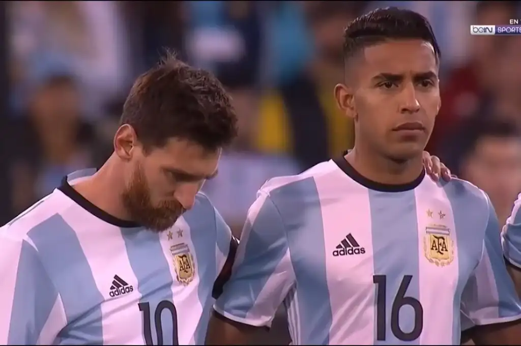 messi y random 2