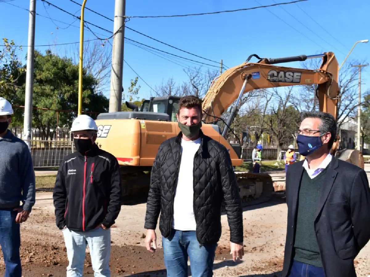 García Aresca supervisó la obra de la Cloaca Máxima próxima a finalizar 