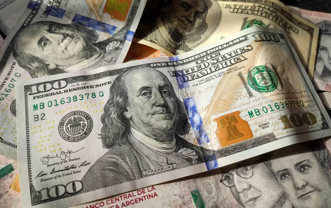 El dólar siguió subiendo y alcanzó su valor más alto desde la salida del cepo