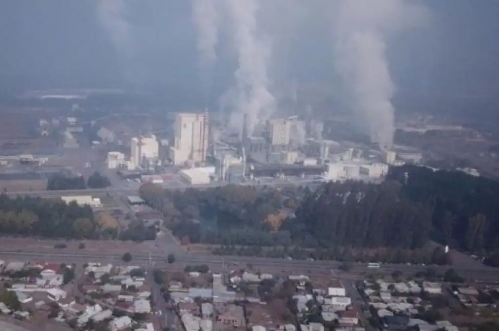 El “Chernóbil chileno”: 100 niños se intoxicaron por la peste que emana del cordón industrial de Valparaíso