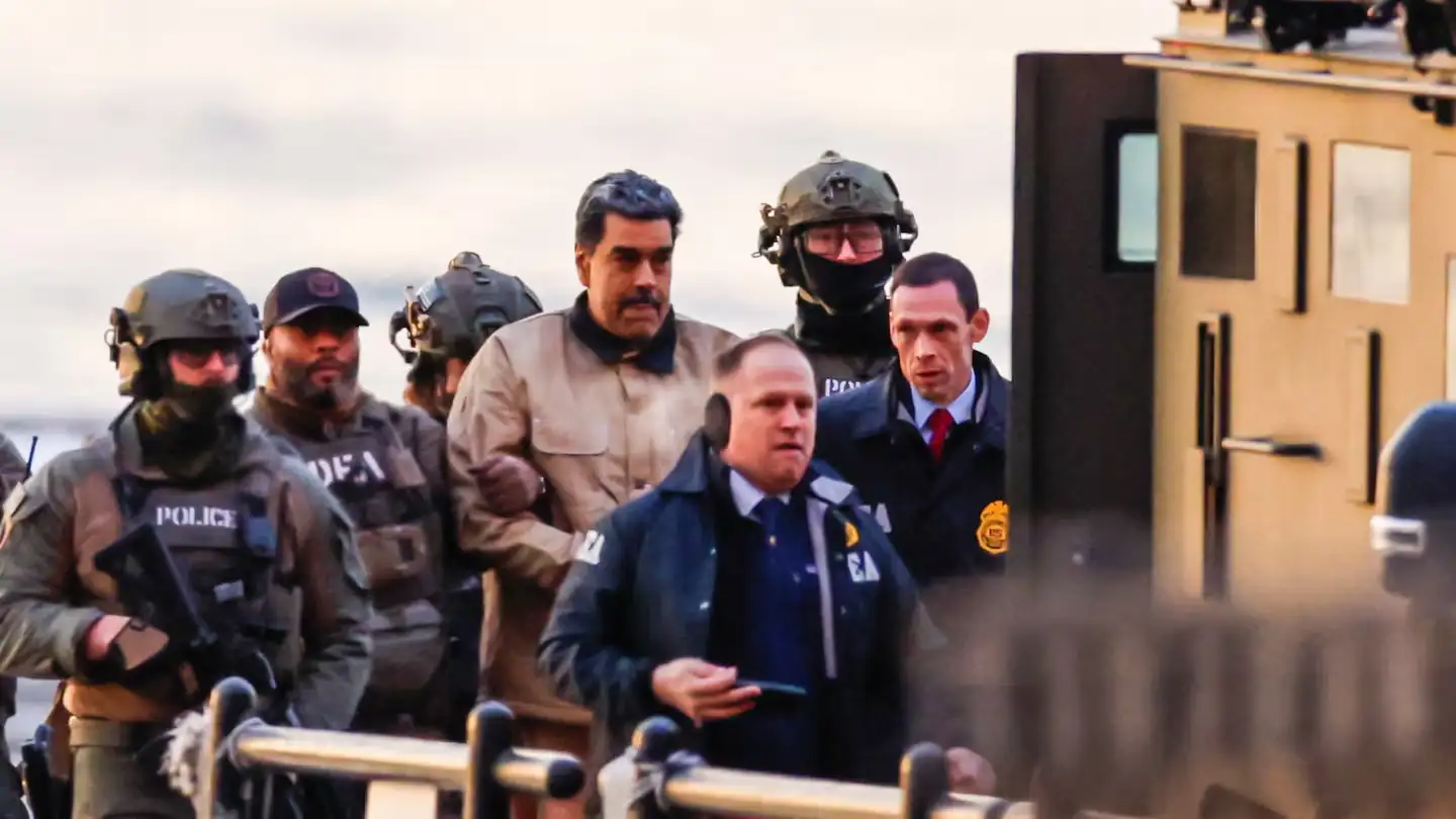 El traslado de Nicolás Maduro para su primera declaración ante el tribunal en Nueva York
