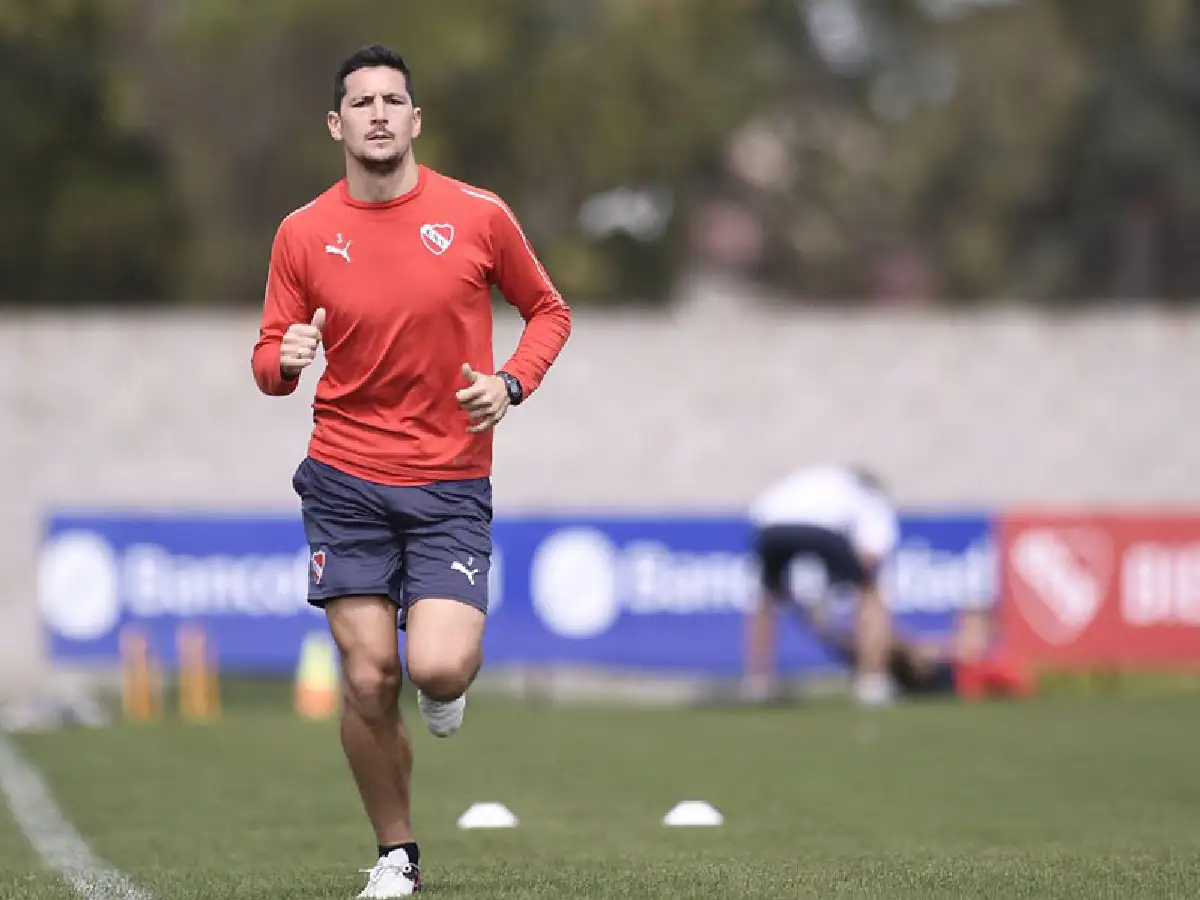 Burdisso será titular en el “Rojo”