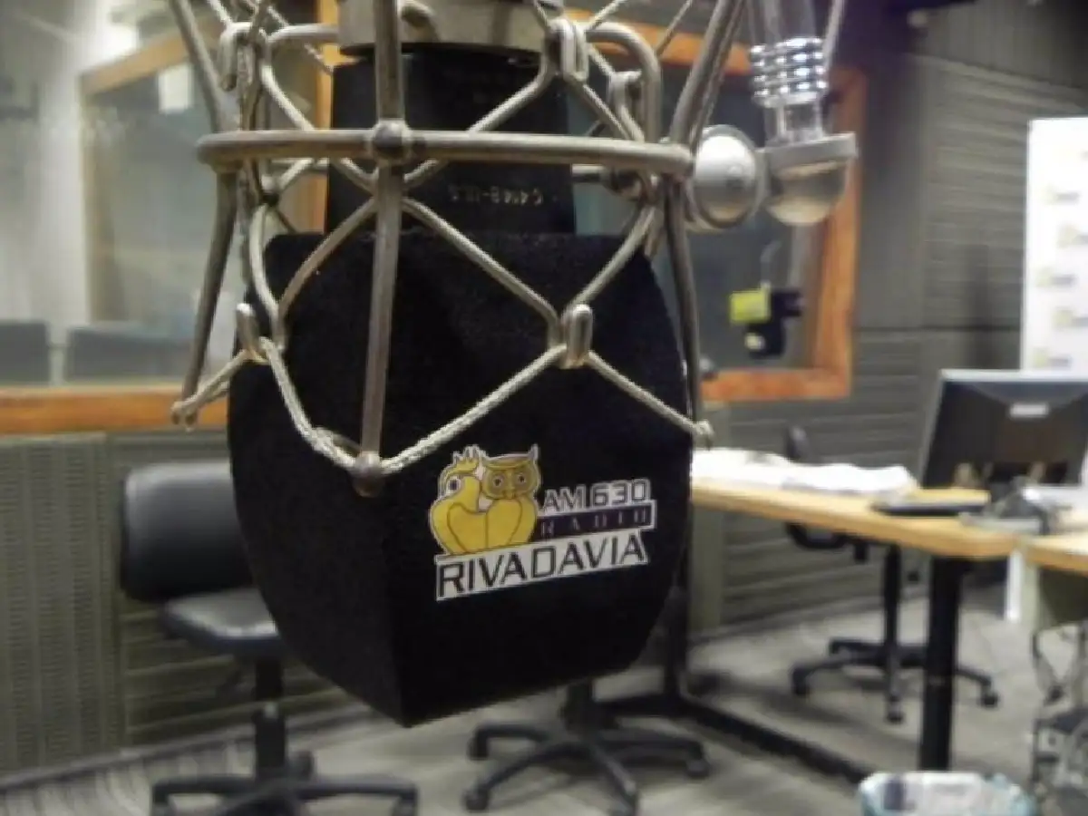 Cierra radio Rivadavia y despide a 120 trabajadores 