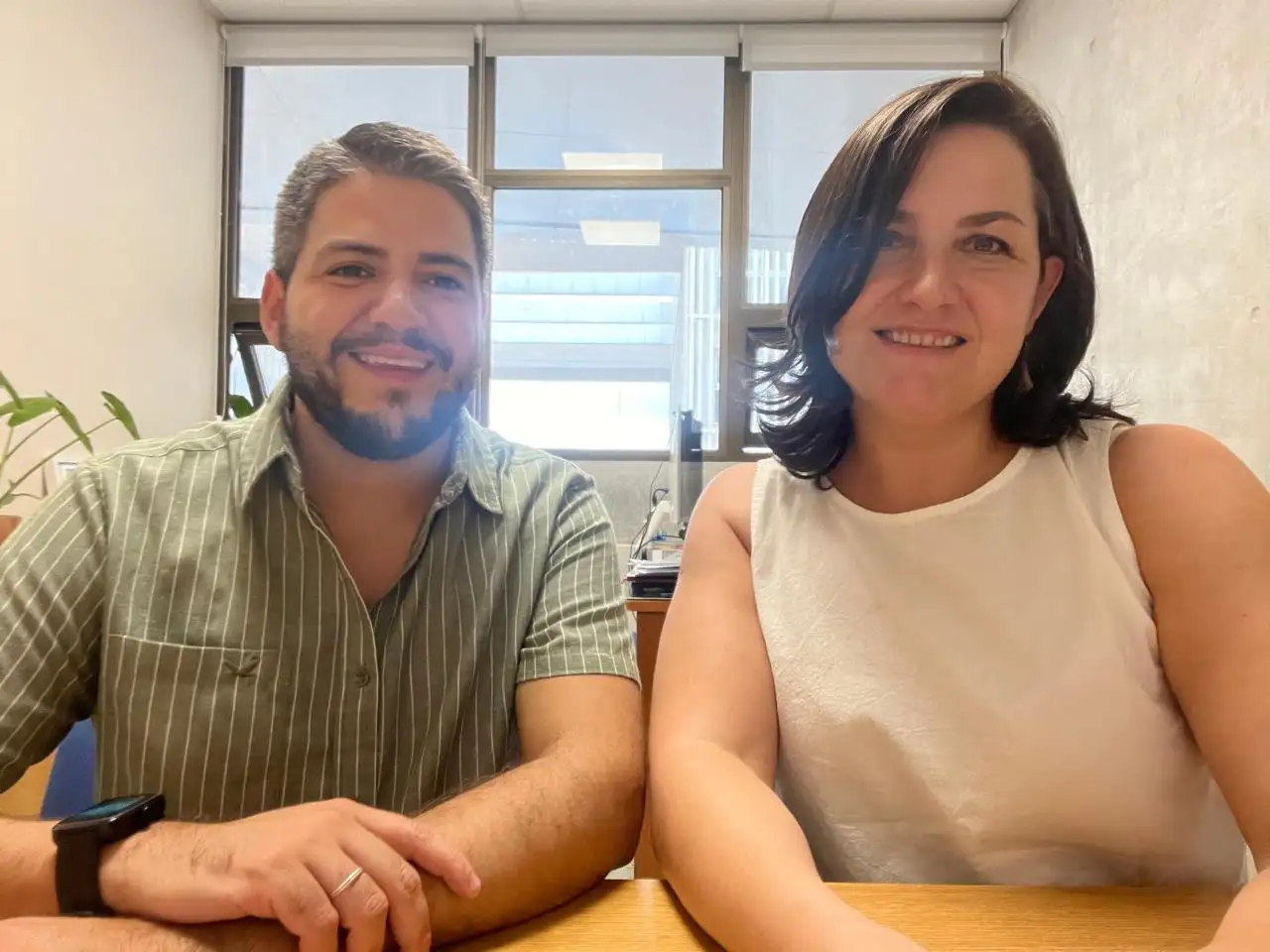 Juan Exequiel Torres y Marisa Fassi explicaron cómo funciona el programa AJuV.