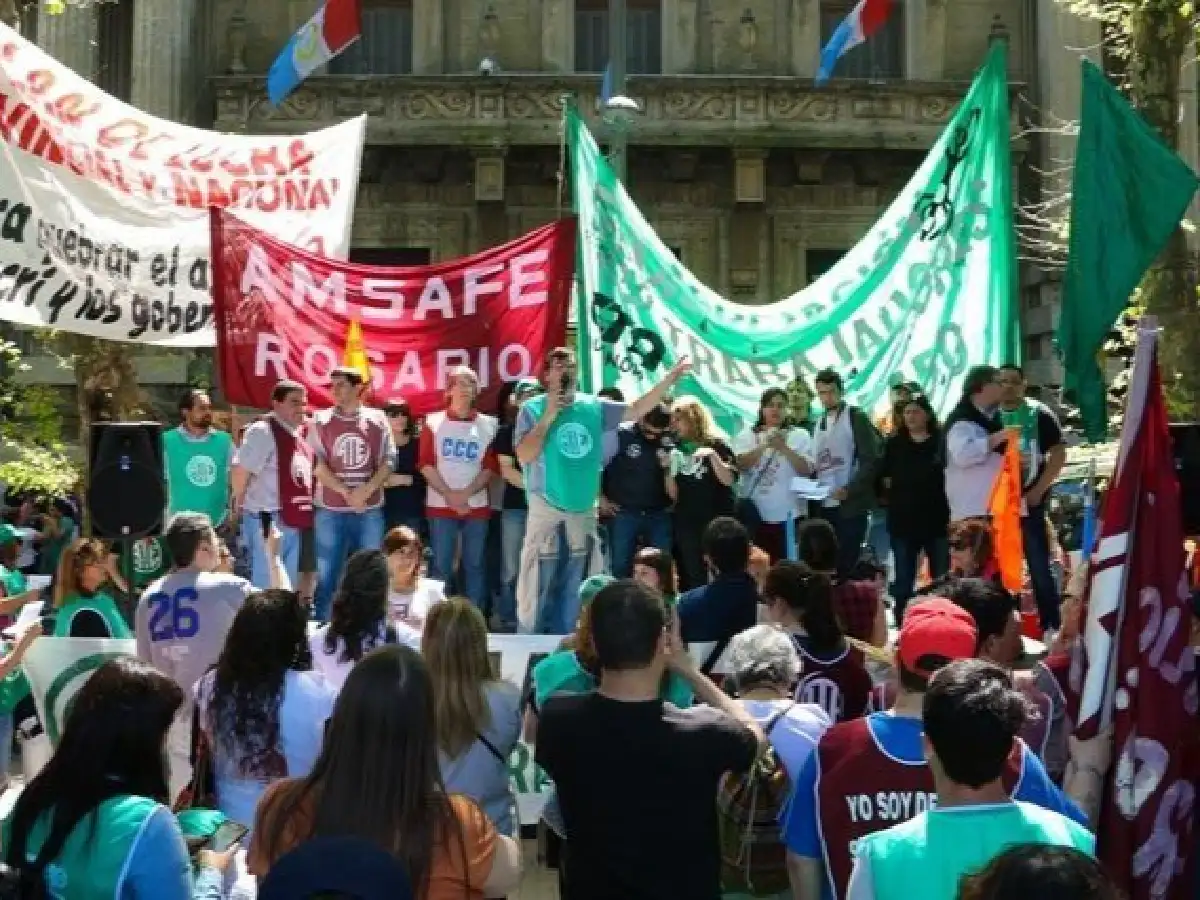 Paro de 48 horas en las escuelas de Santa Fe