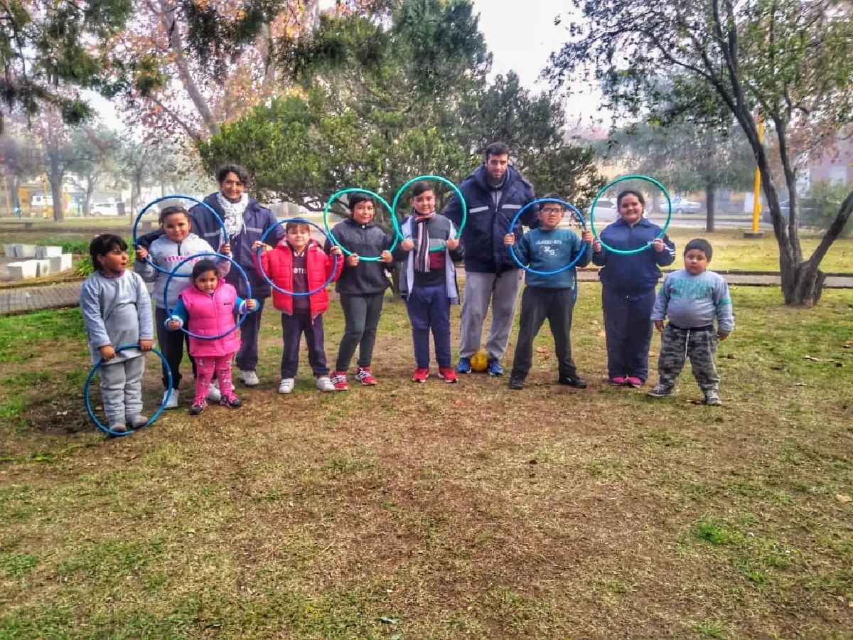 Con juegos y actividad física, los chicos le dan pelea al sobrepeso